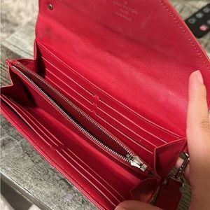 Newwave leather wallet.